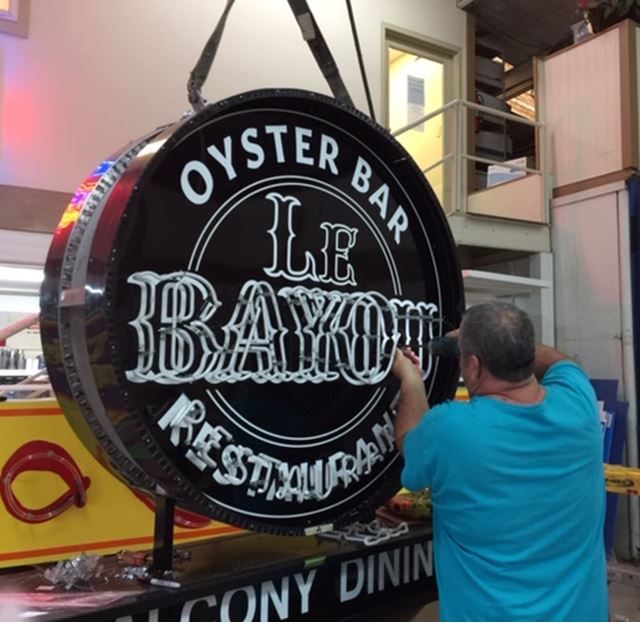 advanced sign manufacturing by New Orleans illuminated sign company A-1 Signs